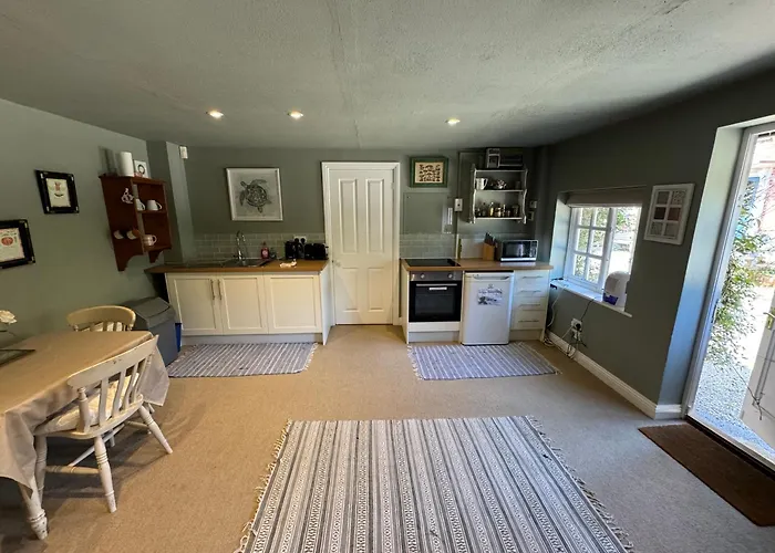 Charming One Bedroom Cottage