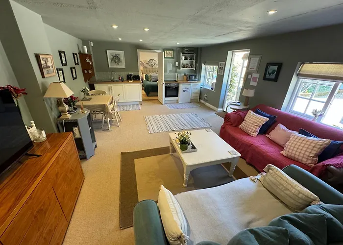 Charming One Bedroom Cottage